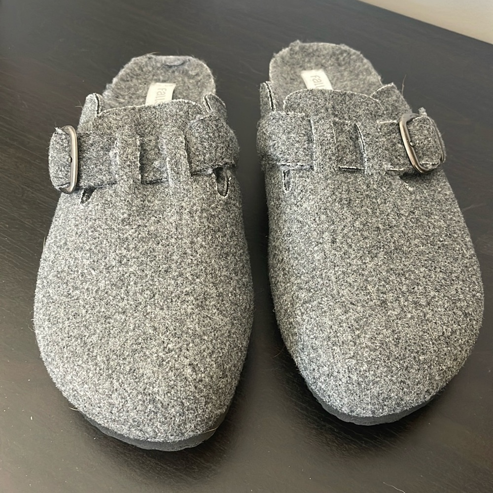 Falls creek slip ons